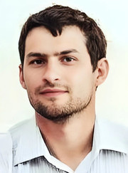 Грузчик, каменщик Денис Михайлович Бобровский