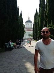 Специалист по изготовлению рекламы, благоустройство территории Вячеслав Александрович Юсупов