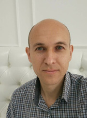 Дизайнер Марат Урмитов