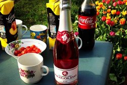 Продуктовый магазин У Рощи, с рейтингом 4.7 - находится по адресу Алматы, Суюнбая проспект, 199в 