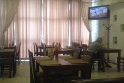 Кафе Белая ворона, с рейтингом 4.3 - находится по адресу Екатеринбург, улица Колмогорова, 3 