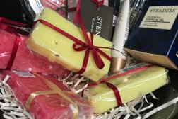 Магазин профессиональной косметики и бижутерии Cosmetic shop, с рейтингом 2.2 - находится по адресу Мурманск, Ленинградская улица, 20/3 