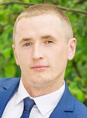 Водитель, маляр-штукатур Александр Вячеславович Пекин