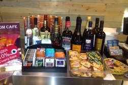 Аптека Фридом, с рейтингом 4 - находится по адресу Краснодарский край, пгт Красная Поляна, Защитников Кавказа, 108 