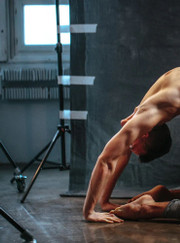 Инструктор по йоге, инструктор по стретчингу Василий Николаевич Волк