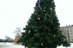 Дворец культуры, с рейтингом 4 - находится по адресу Нижегородская область, Павлово, Коммунистическая улица, 55 