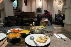 Ресторан индийской кухни Khajuraho, с рейтингом 4.4 - находится по адресу Москва, Шмитовский проезд, 14 