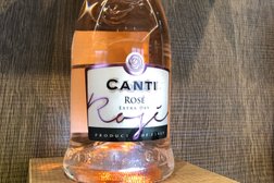 Винотека SimpleWine, с рейтингом 4.6 - находится по адресу Москва, Охотный Ряд улица, 2 